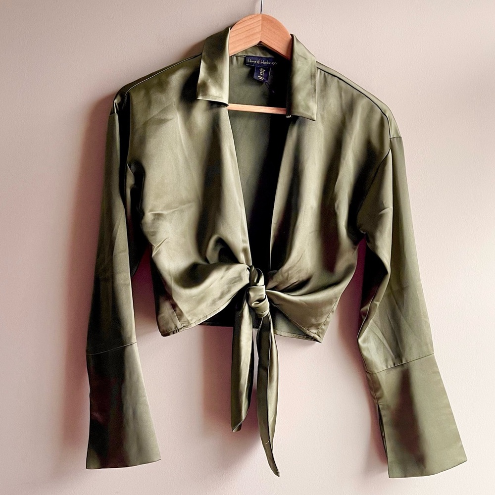 House of Harlow Women’s Olive Tie-Front Long Sleeve Crop Top Bell Sleeves